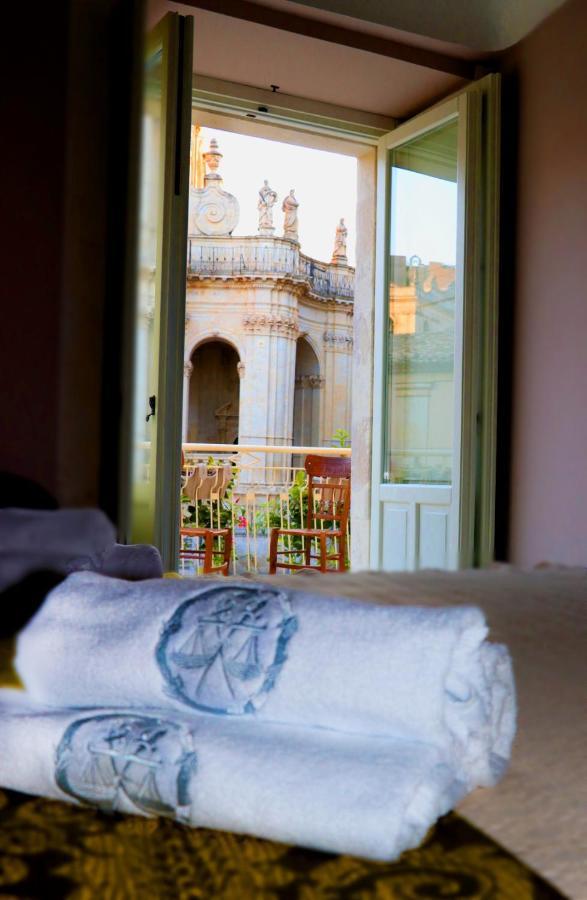 Casa Dei Giurati Bed & Breakfast Palazzolo Acreide Luaran gambar